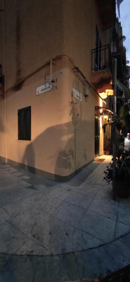 Casa Vacanze Campanella - Apartment At The Zisa Palermo Exterior foto